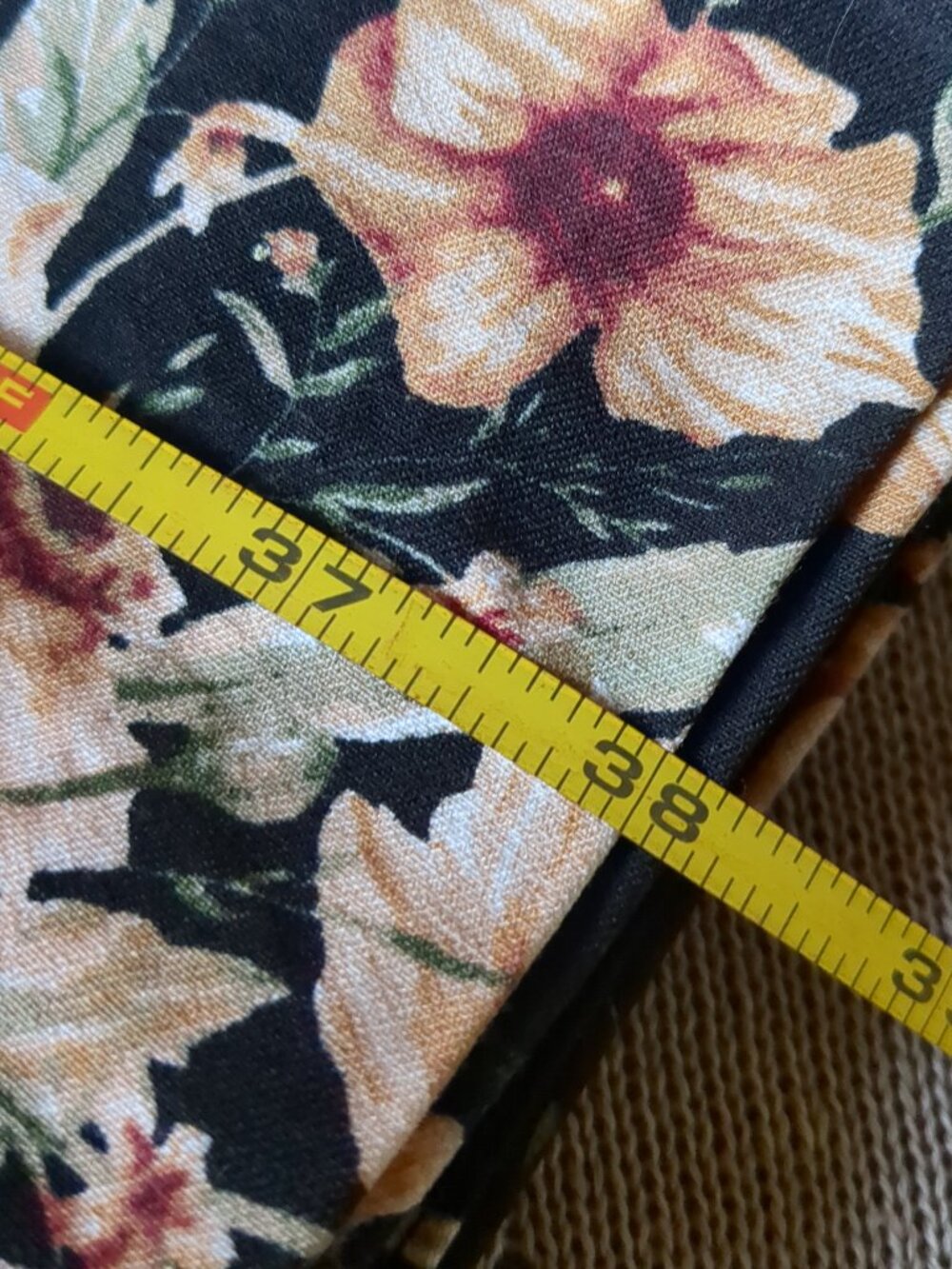 Black Stretch Pants Floral Design - Picture 5 of 8